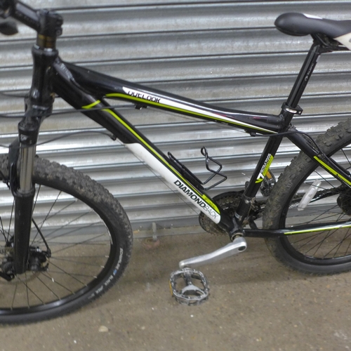 5108G - A Diamond-Back Outlook V7 Vectra 7005 series aluminium framed front suspension hardtail mountain bik... 