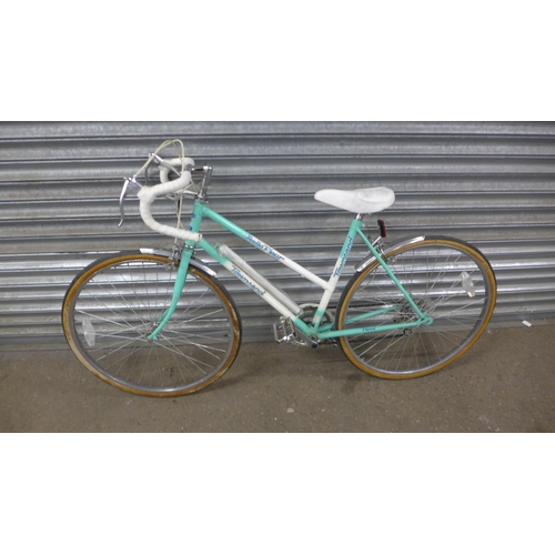 5110A - A Townsend Belle Fleur vintage 5 speed racing bike