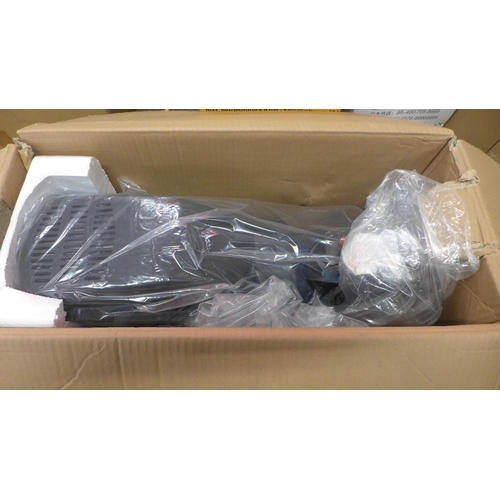 5120 - A boxed sample Excel Air 25, 25 litre air compressor  *This lot is subject to VAT