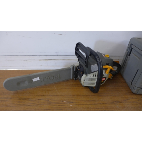 5137 - A Ryobi RCS-4046C petrol driven 40cc chainsaw, in case