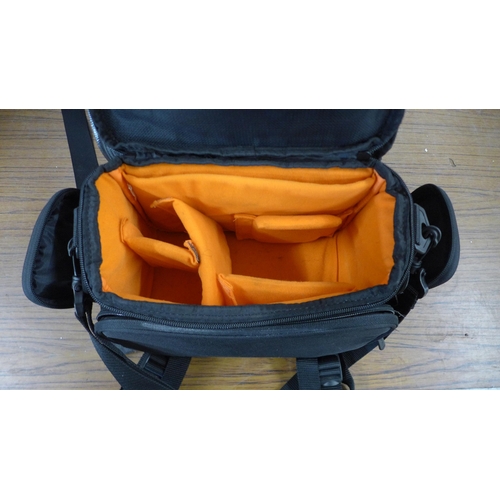 5178 - 4 assorted camera bags including two Lowepro backpacks, a Lowepro carry case and an Amazon Basics ca... 