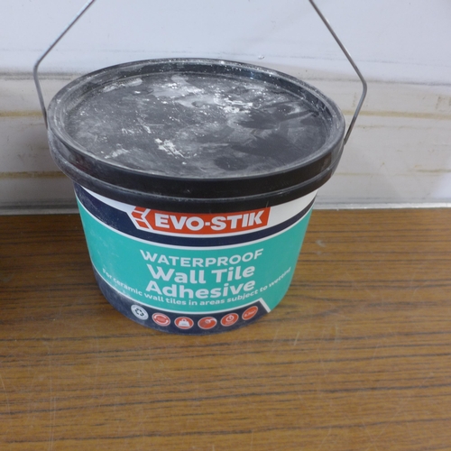 5180 - 3 tubs of Evo-stick tile adhesive, a bag of grout, 2 bottles of PVA and a roll of sandpaper