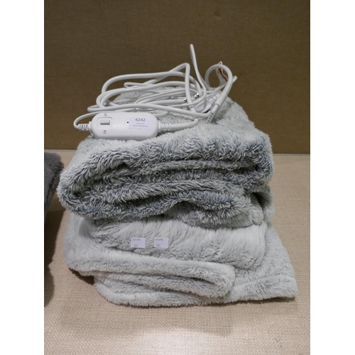 6242 - Oblong faux fur cushion and two Berkshire heated throws  (353-664,680,681) *This lot is subject to V... 