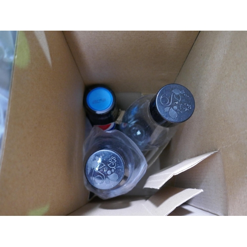 6252 - Two Sodastreams with Pepsi Max and bottles (missing canisters)  (353-370,371) *This lot is subject t... 