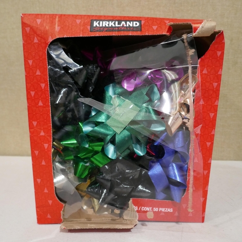 6325 - Kirkland Signature gift bows and gitter globe ornament  (353-473) *This lot is subject to VAT