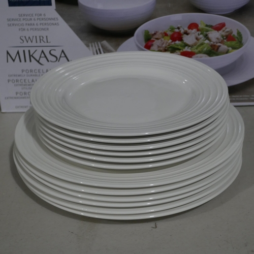 6358 - Mikasa porcelain dinnerware set    (353-430) *This lot is subject to VAT