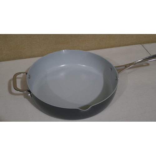 6363 - Henckels ceramic saute pan 4.7L  (353-471) *This lot is subject to VAT