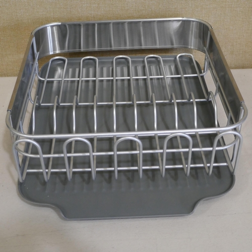 6368 - KitchenAid compact dishrack and two Kambukka travel mugs (353-468,469) *This lot is subject to VAT