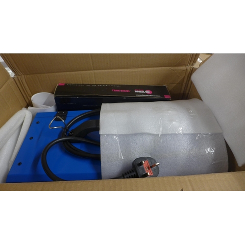 5309 - A boxed sample MP-Mig 195 GS Mig welding machine and a MB-15AK welding torch *This lot is subject to... 