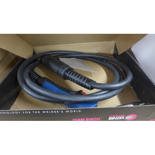 5309 - A boxed sample MP-Mig 195 GS Mig welding machine and a MB-15AK welding torch *This lot is subject to... 