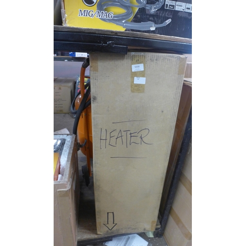 5330 - A boxed sample Mr Heater MH5LP gas fired infared portable construction heater *This lot is subject t... 