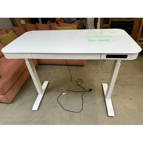 3285 - A white adjustable tech desk - (loose glass top/damaged)