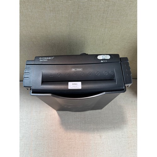 6061 - Q-connect Q6strip2 paper shredder *This lot is subject to VAT