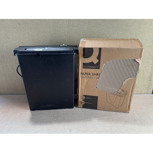 6062 - Q-connect Q6strip2 paper shredder *This lot is subject to VAT