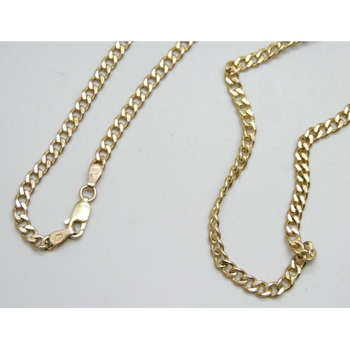 7016 - A 9ct gold curb chain necklace, 8.8g, 60.5cm