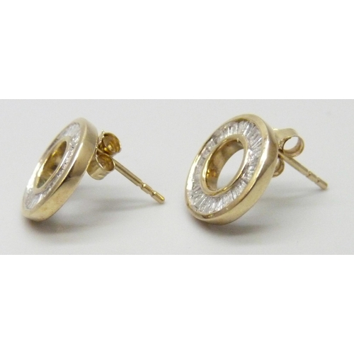 7053 - A pair of 10k gold diamond set earrings, 2g, 1.1cm