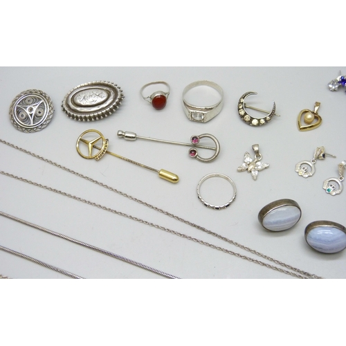 7103 - A collection of silver jewellery including earrings, necklaces, brooches, etc., 89g