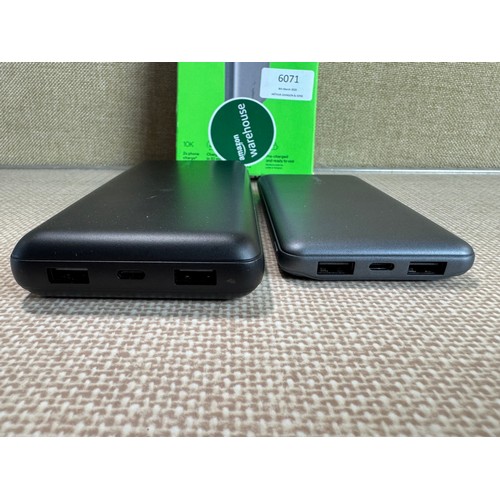 6071 - Two Belkin BoostCharge power banks - 10K + 20K *This lot is subject to VAT