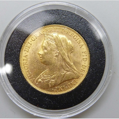 7221 - A 1900 Victorian full sovereign