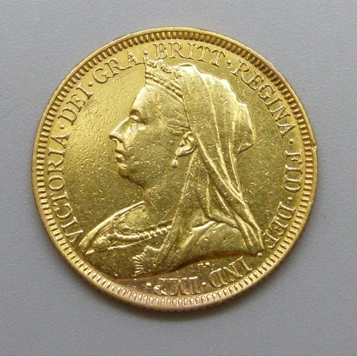 7222 - An 1894 Victorian full sovereign