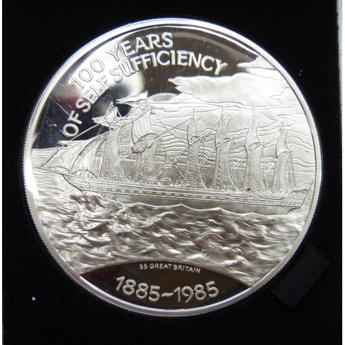 7226 - A Royal Mint Falkland Islands 100th Anniversary of Self Sufficiency commemorative silver proof coin,... 