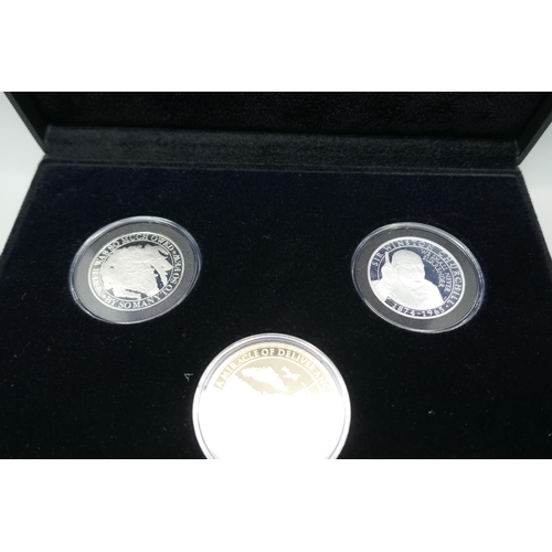 7236 - A five coin World War II commemorative set