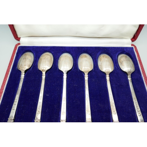 7253 - A cased set of six silver British hallmarks spoons, Mappin & Webb, 72g