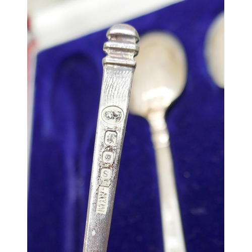 7253 - A cased set of six silver British hallmarks spoons, Mappin & Webb, 72g