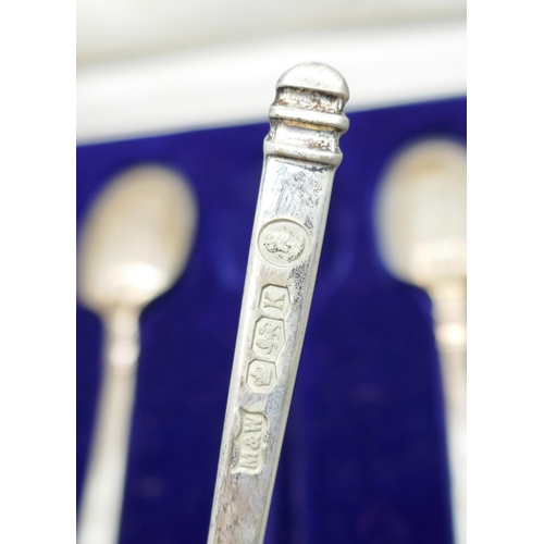 7253 - A cased set of six silver British hallmarks spoons, Mappin & Webb, 72g