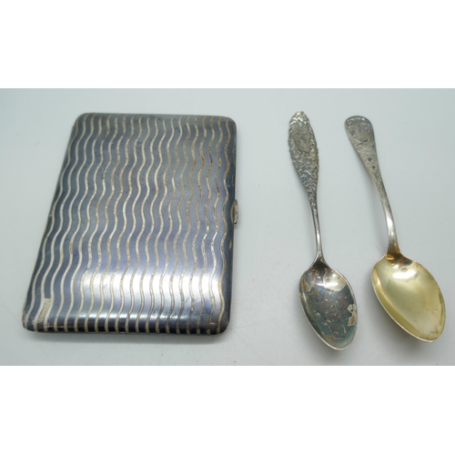 7255 - A niello .900 silver cigarette case with gilt interior, a/f, and two coffee spoons, one marked Tiffa... 