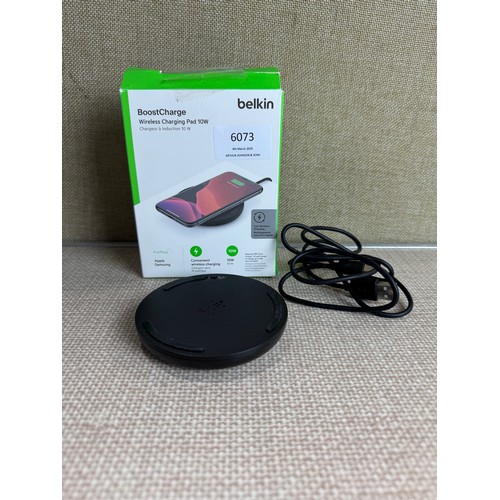 6073 - Belkin BoostCharge 10W wireless charging pad and a Belkin BoostCharge Pro 8K magnetic power bank *Th... 