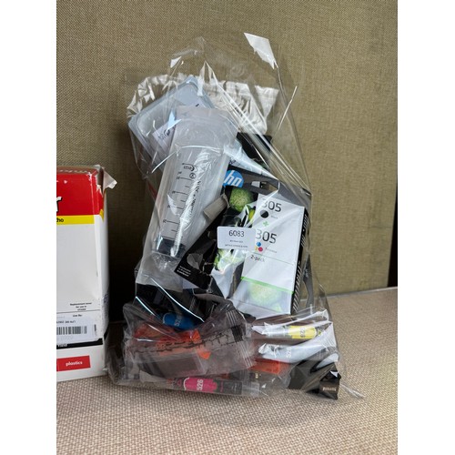 6083 - A large quantity of various HP ink cartridges, an Epson ink cartridge, an Inkrite laser toner and Ko... 