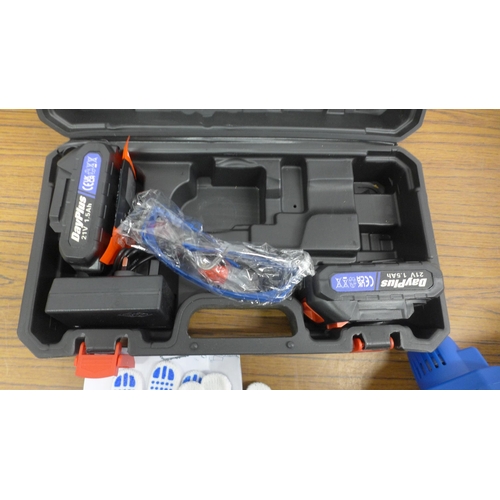 5006 - A Dayplus cordless chainsaw with 2 batteries, charger, gloves and a pair of safety glasses