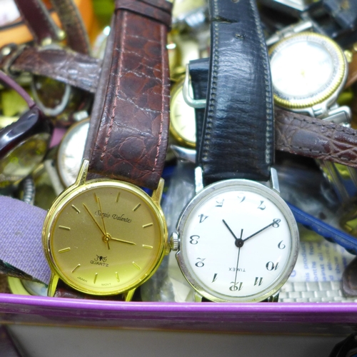 2029 - A collection of wristwatches including a vintage Enterna automatic