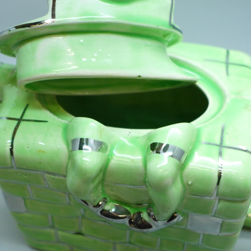 2039 - A Humpty Dumpty teapot, green and silver, Lingard Webster