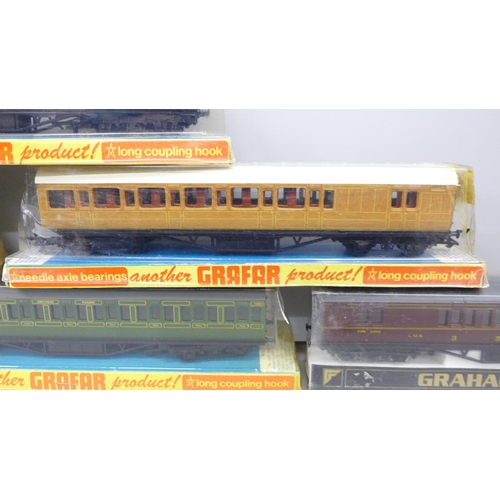 2058 - Six Graham Farish 00 gauge model railway carriages, all boxed