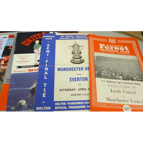 2081 - Football memorabilia; Manchester United FA Cup semi-final and finals programme, 1960s onwards, (19),... 