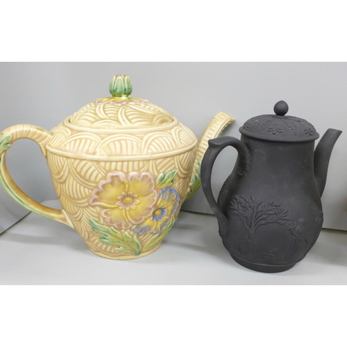 2085 - Four tea pots; musical teapot, O Dear Augustin melody, 'Wild Flowers' teapot, ‘Lucky Santa Claus' te... 