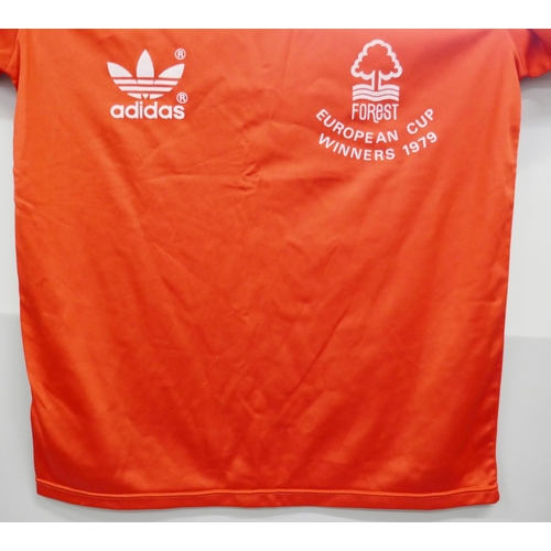 2119 - An original 1979-1980 Nottingham Forest Football Club home shirt, size medium and assorted match tic... 