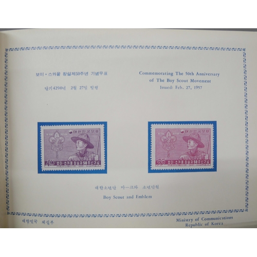 2149 - A collection of First Day Covers and presentation booklets of various countries, including Canada, T... 