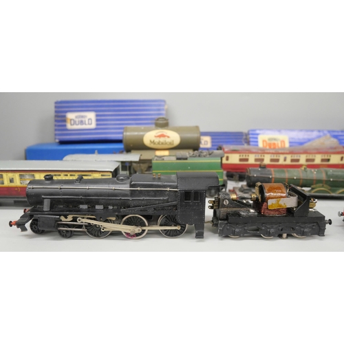 2159 - A collection of Hornby model rail, all 00 gauge, including locomotives, wagons, carriages and track,... 