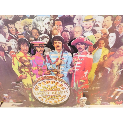 2204 - Beatles Sgt Pepper large record shop display, 3D