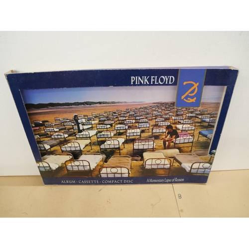 2205 - A Pink Floyd record shop display Momentary Lapse of Reason, 3D