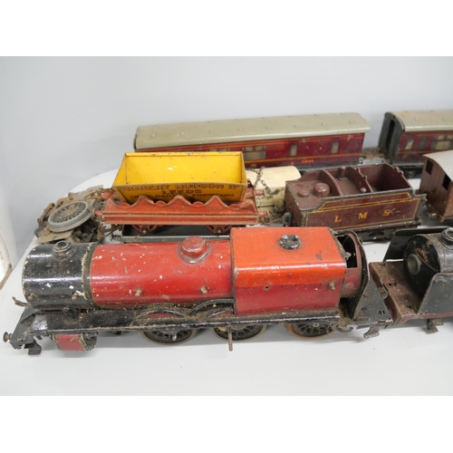 2207 - A Hornby 0 gauge model rail set with Royal Scot locomotive and a box of track