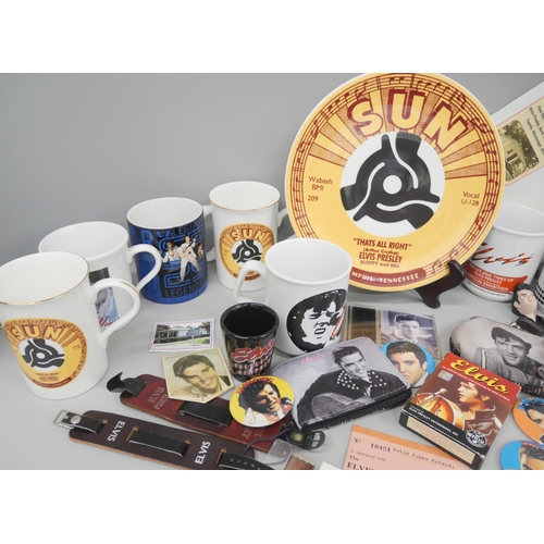 2232 - Elvis Presley, Limited Edition plates, mugs, badges, playing cards, purse, etc. **PLEASE NOTE THIS L... 