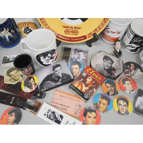 2232 - Elvis Presley, Limited Edition plates, mugs, badges, playing cards, purse, etc. **PLEASE NOTE THIS L... 