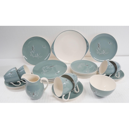 2375 - A collection of Susie Cooper Glen Mist and Royal Doulton Spindrift tea and dinnerwares **PLEASE NOTE... 