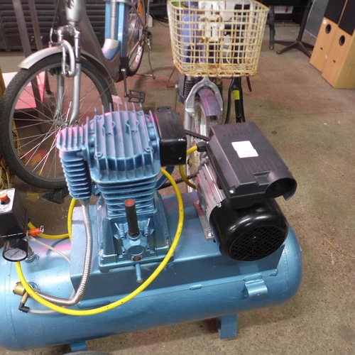 5148 - A 100 litre single phase air compressor, re-built with new parts