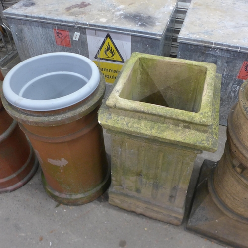 5162 - Five assorted chimney pots