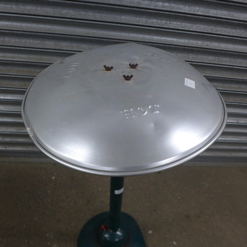 5171 - An outdoor gas heater